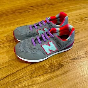 Kids new Balance sneakers!